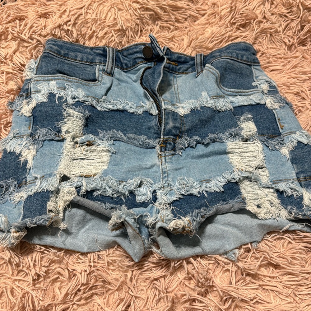 Akira patch work jean cut off shorts